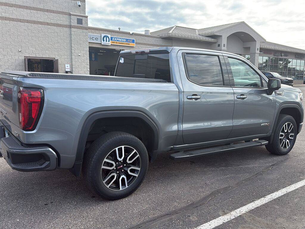 Used 2020 GMC Sierra 1500 AT4 w/ AT4 Premium Package AWD/4WD image 8