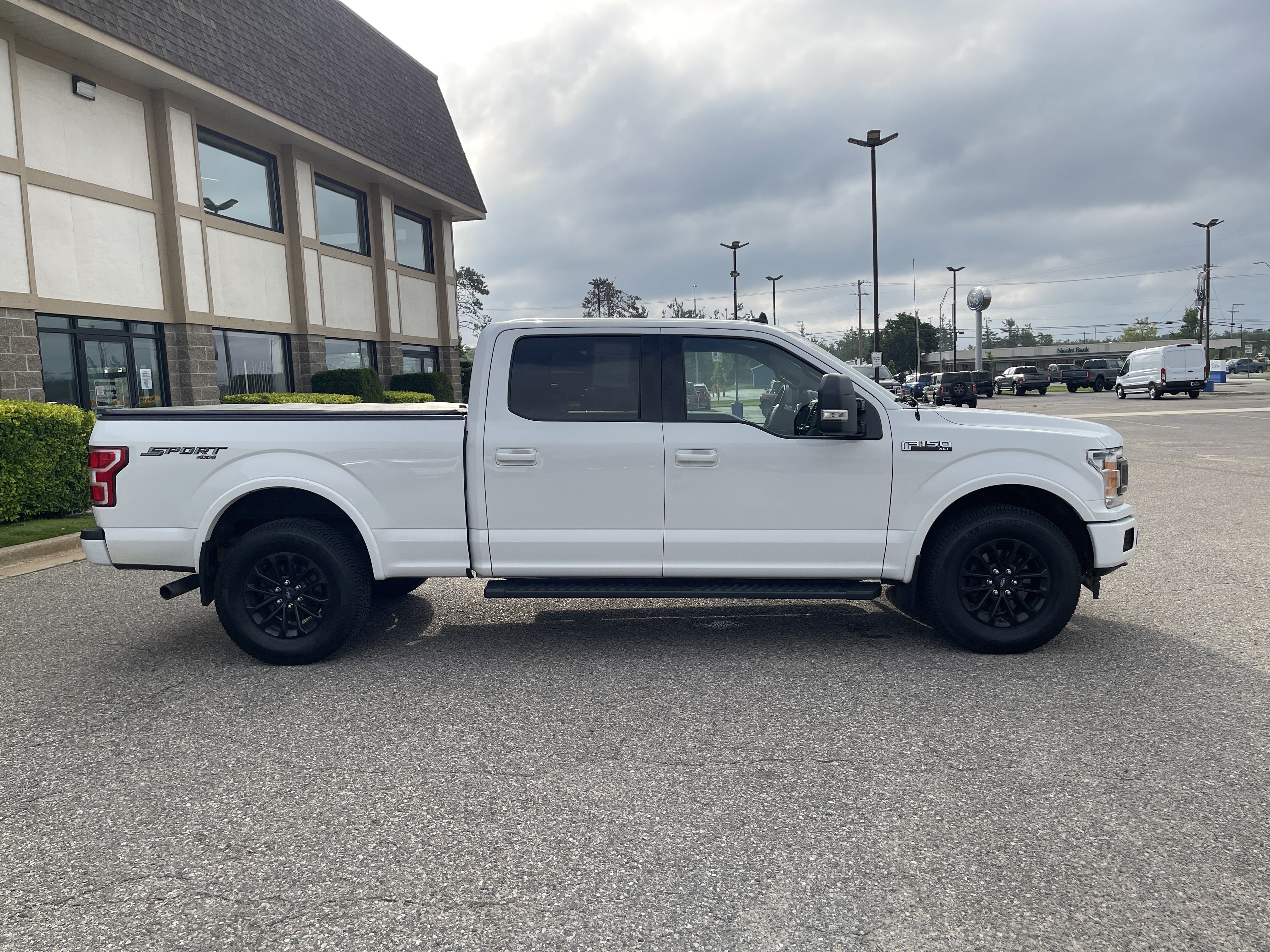 Used 2019 Ford F150 XLT w/ Equipment Group 302A Luxury AWD/4WD image 2