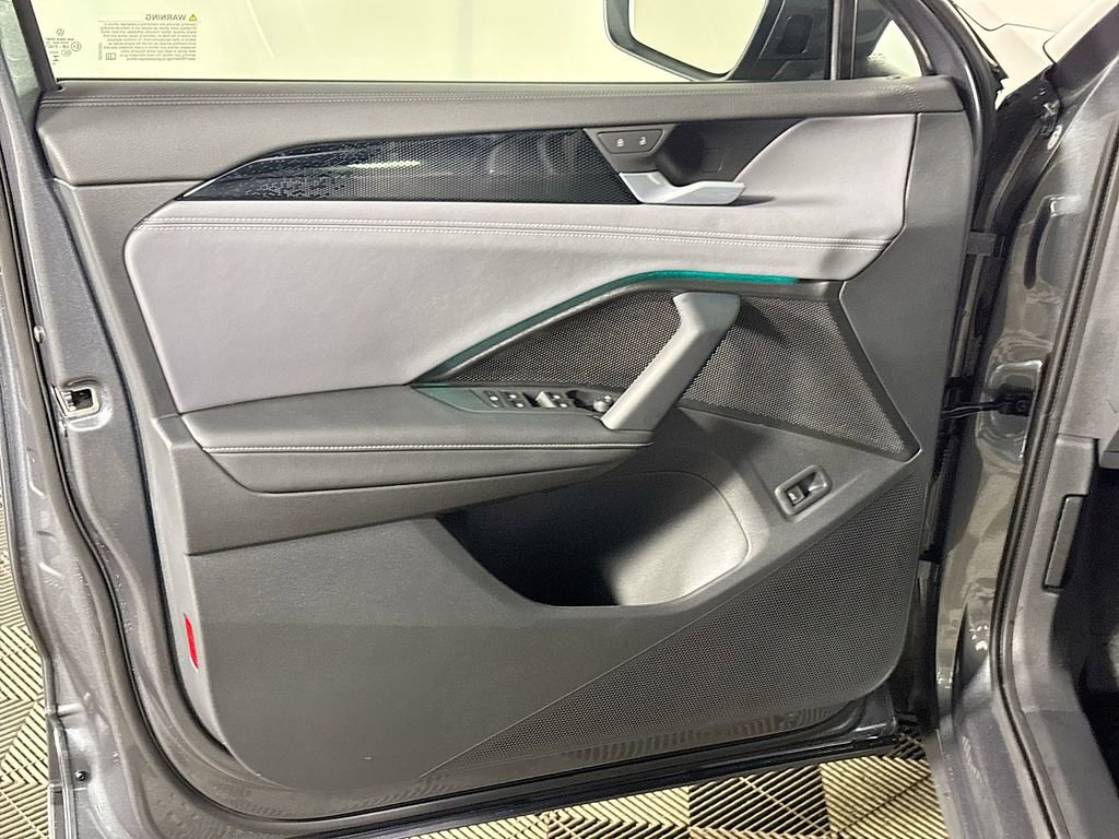 New 2026 Volkswagen Tiguan SE image 10