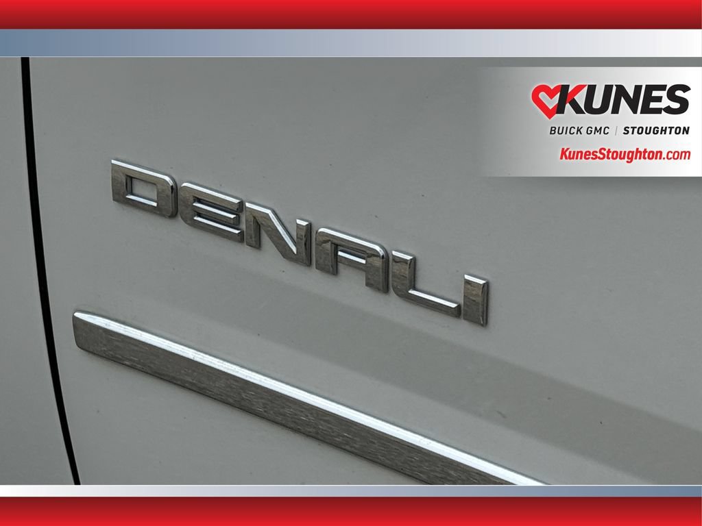 Used 2017 GMC Yukon XL Denali w/ Open Road Package AWD/4WD image 46