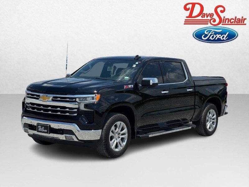 Used 2024 Chevrolet Silverado 1500 LTZ w/ Technology Package AWD/4WD image 1