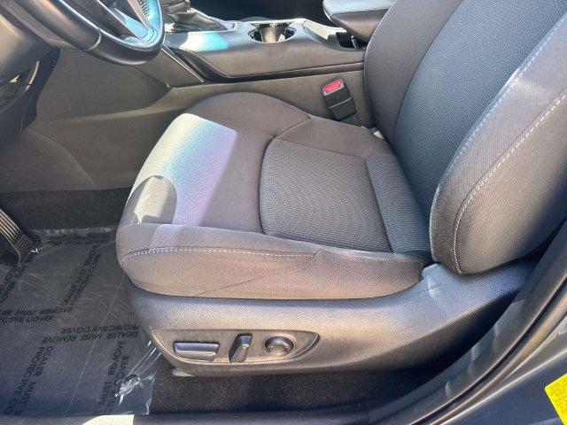 Used 2024 Toyota Venza LE AWD/4WD image 22