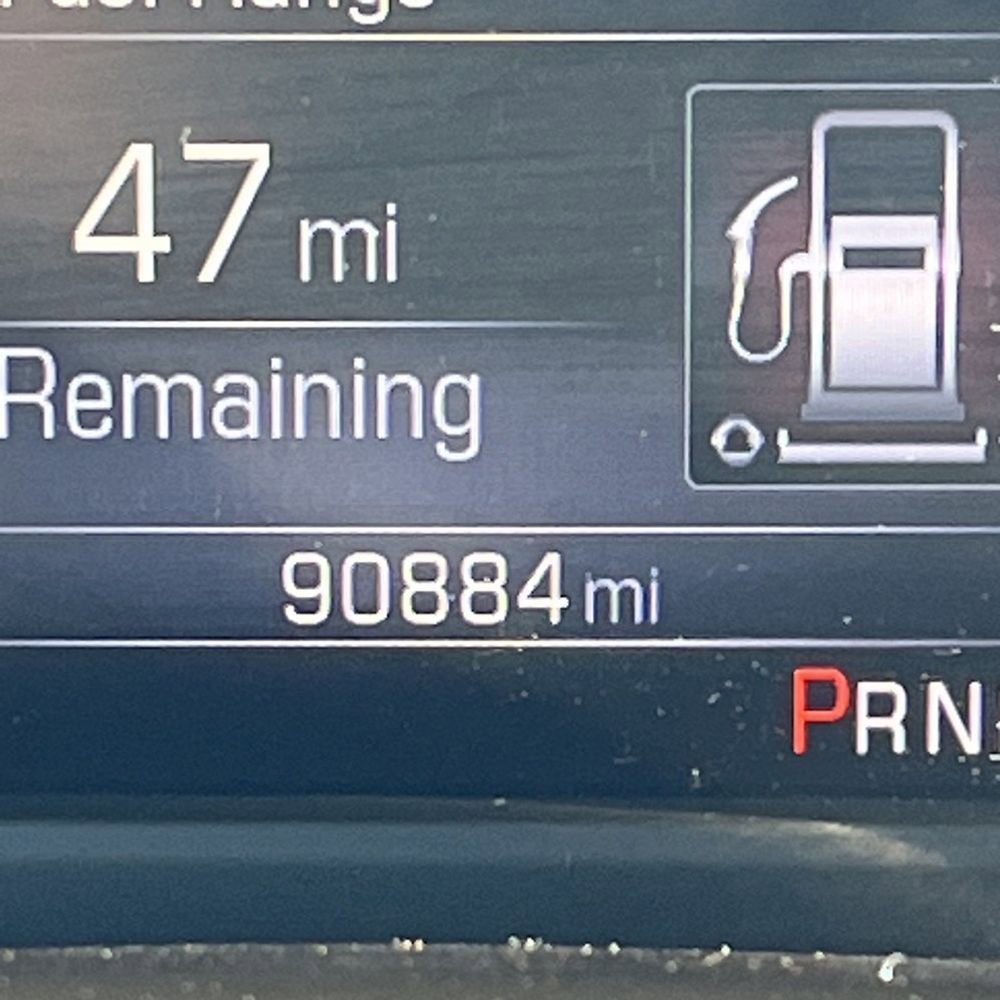 Used 2015 GMC Yukon SLT w/ Open Road Package image 9