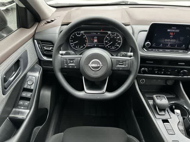 Used 2023 Nissan Rogue S FWD image 17