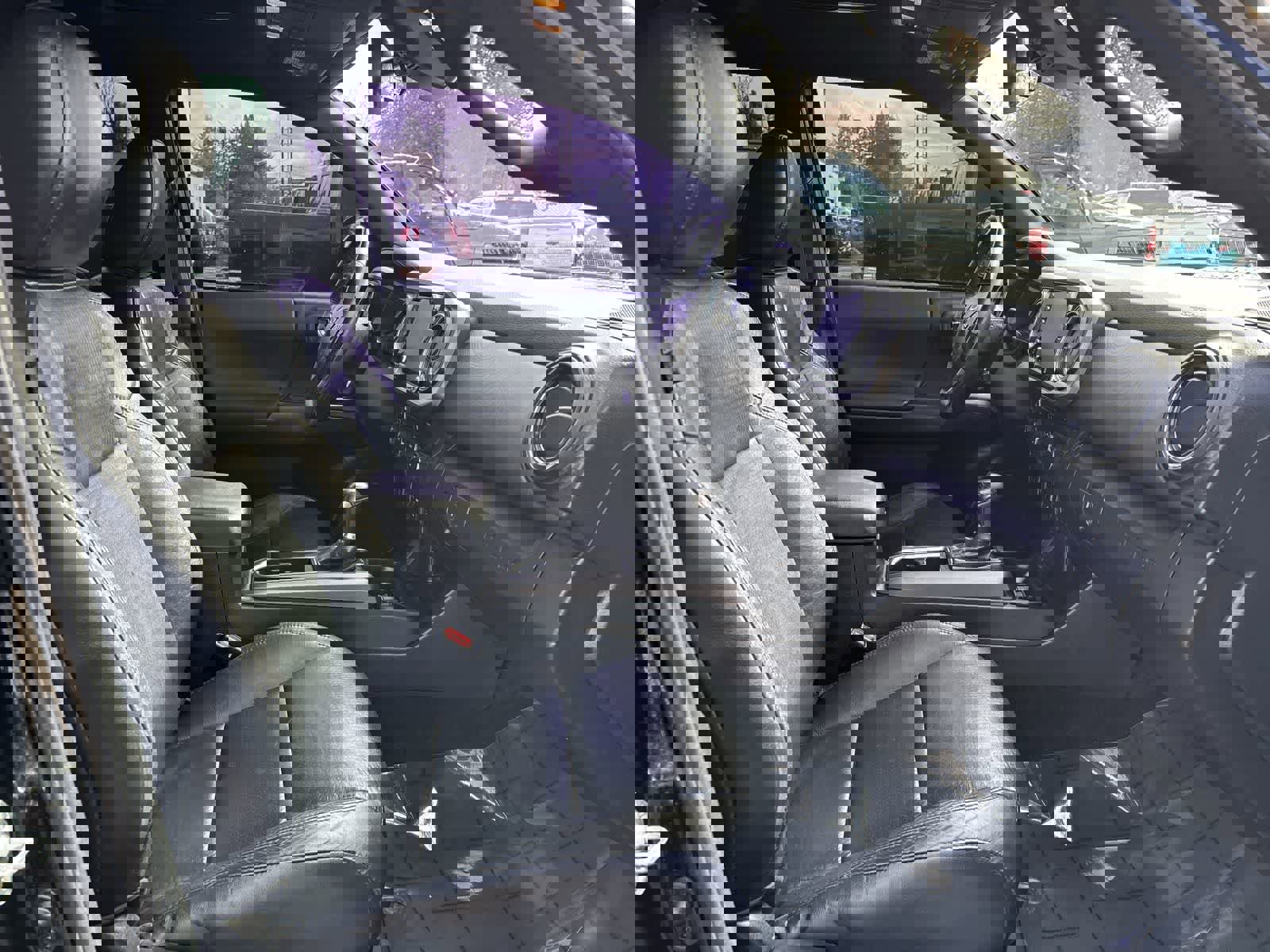 Used 2021 Toyota Tacoma TRD Sport w/ TRD Premium Sport Package image 3