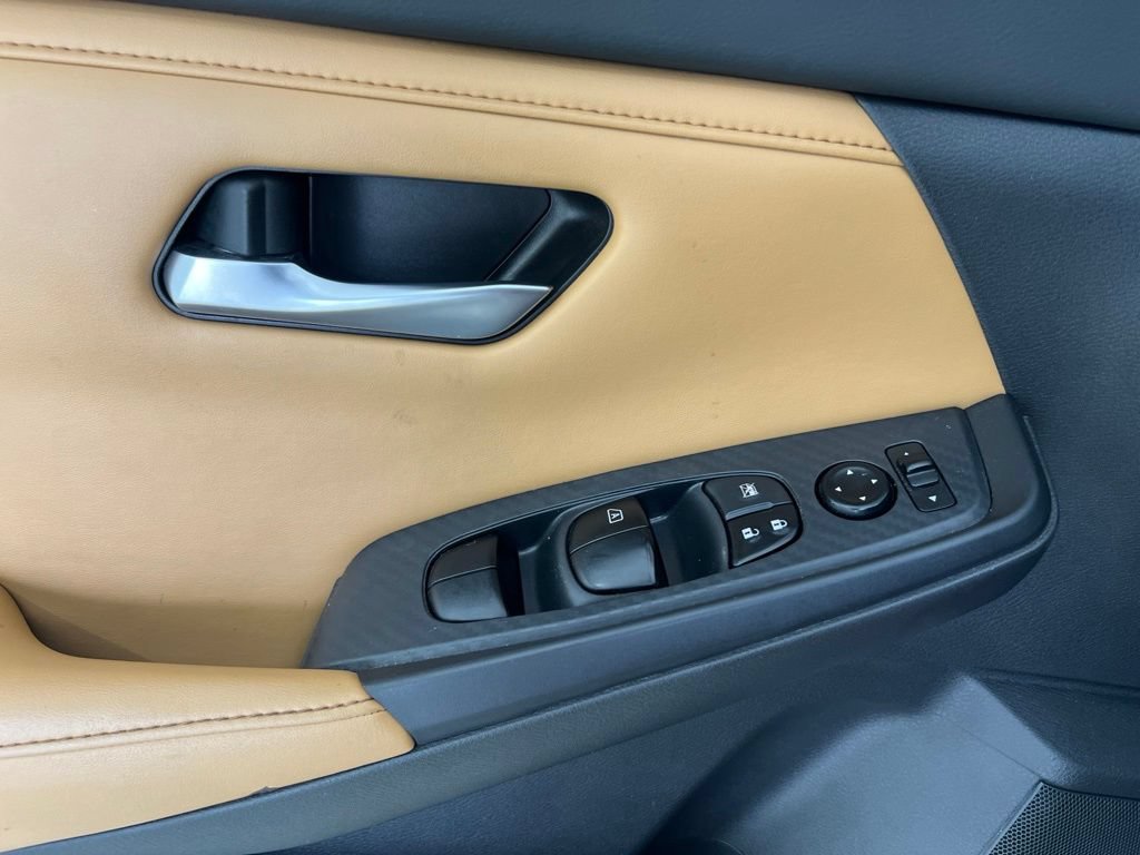 Used 2022 Nissan Sentra SV w/ SV Premium Package FWD image 21