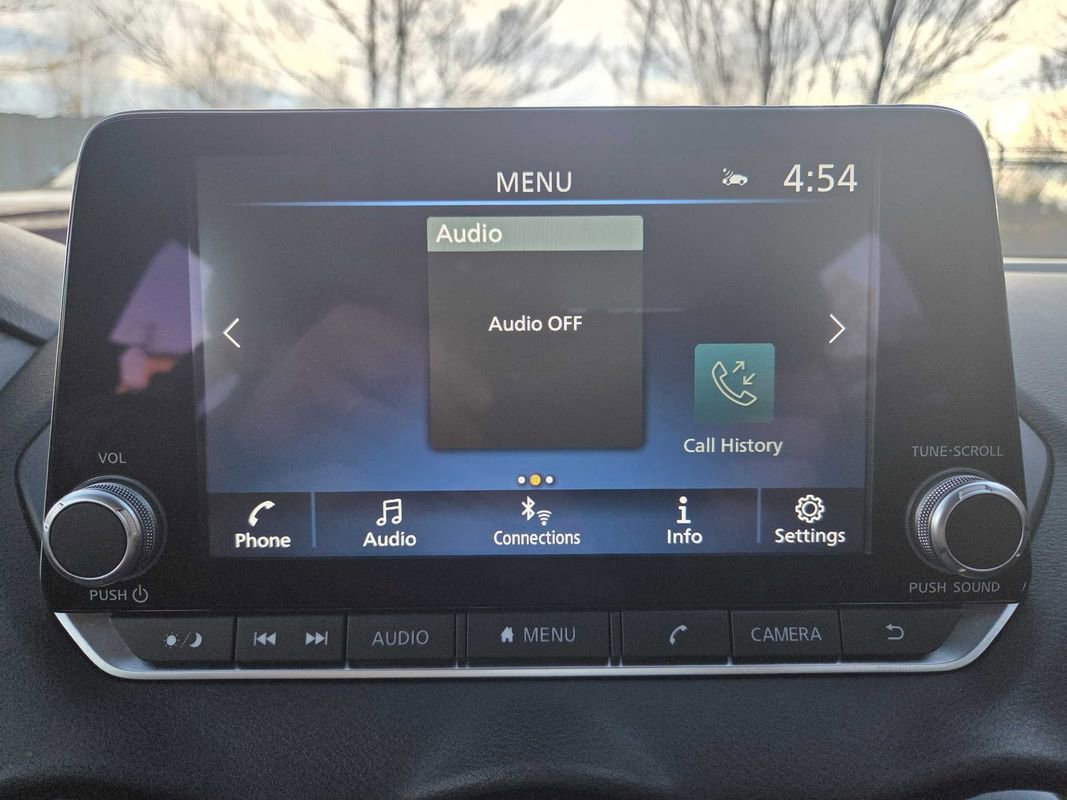 Used 2025 Nissan Sentra SV image 21