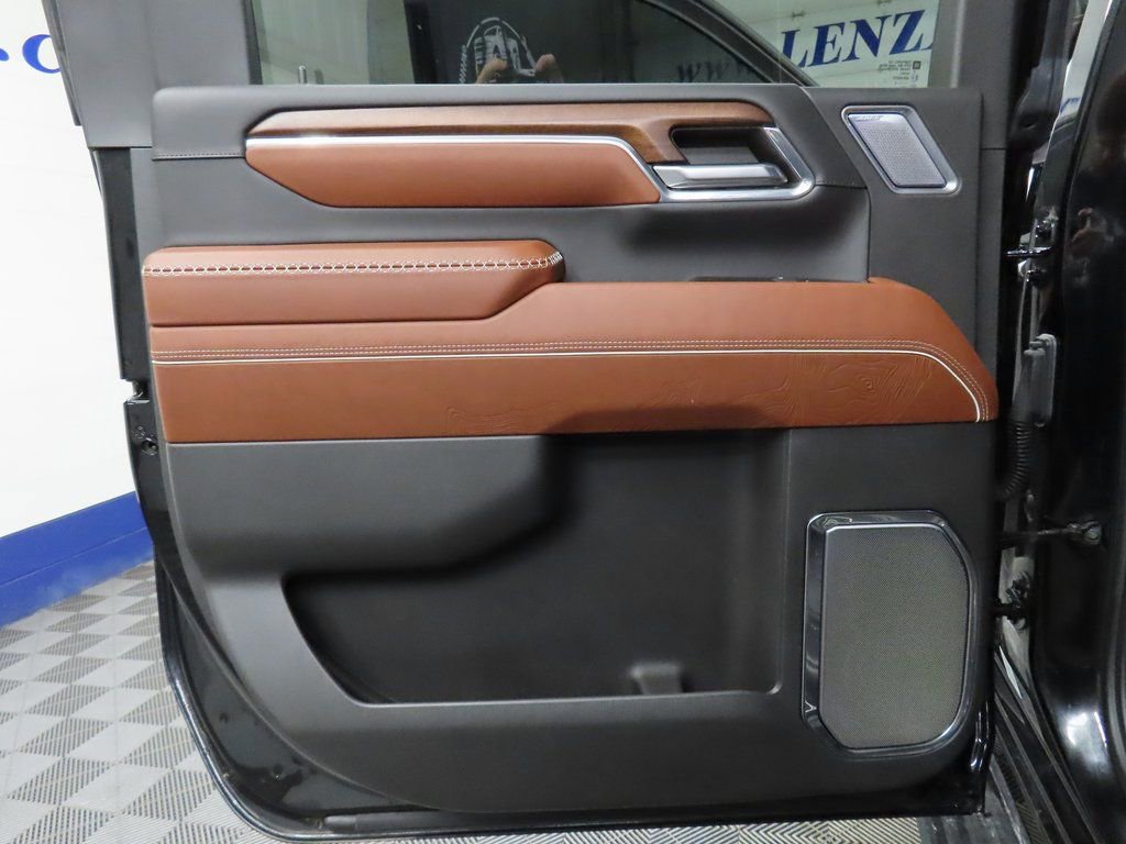 Used 2024 GMC Sierra 3500 Denali Ultimate image 59