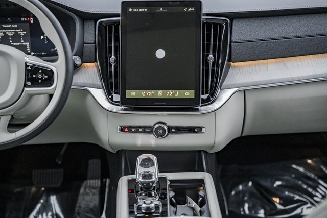 New 2026 Volvo XC90 B6 Ultra w/ Protection Package Premier image 21