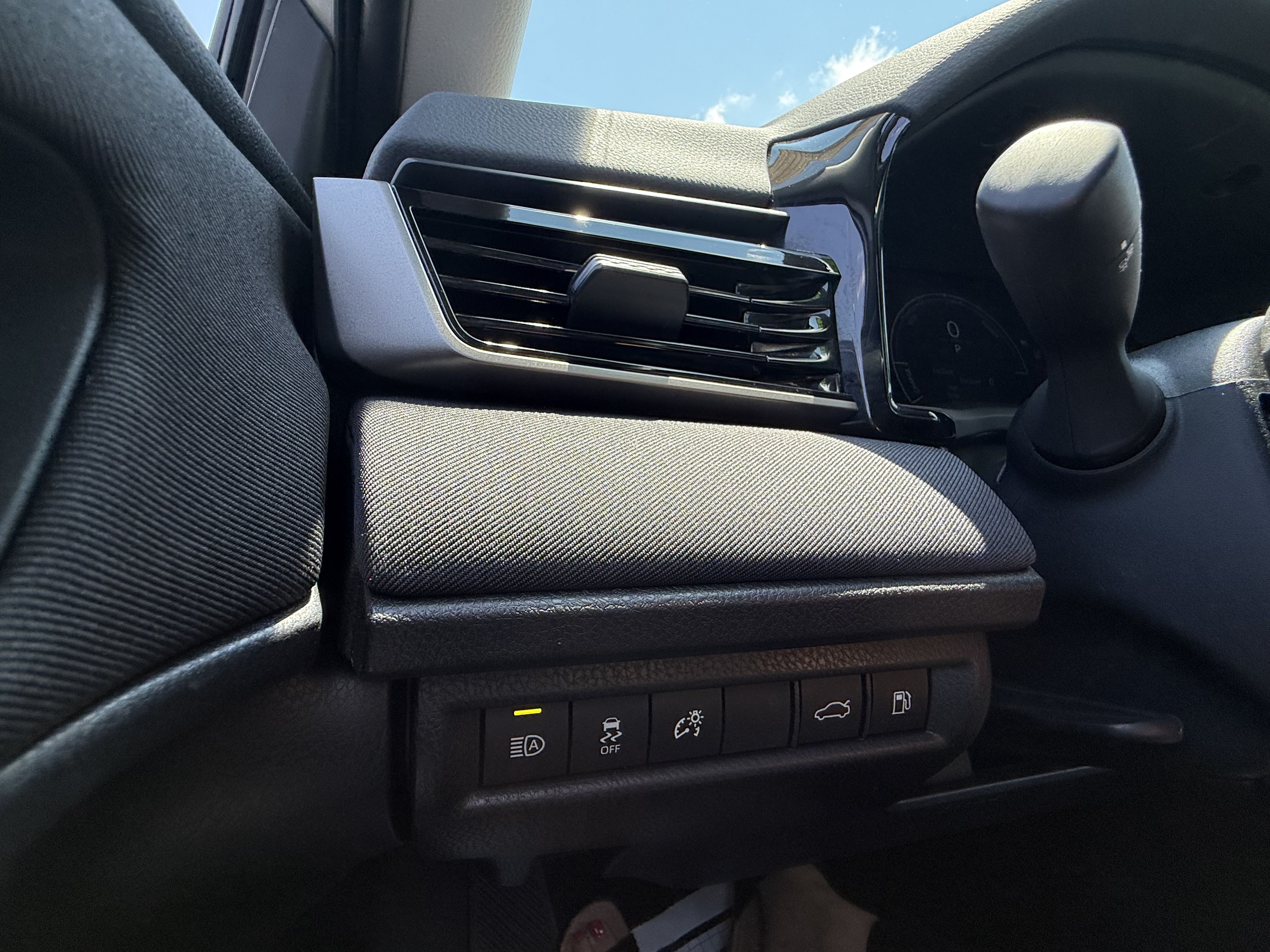 Used 2026 Toyota Camry LE FWD image 10