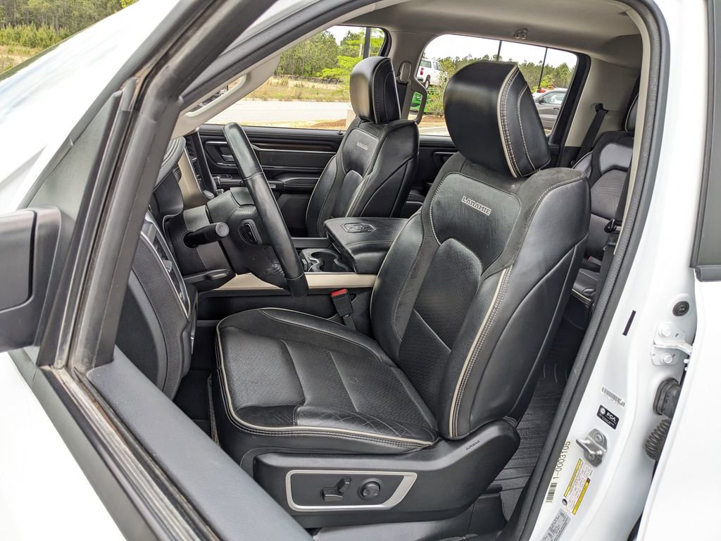 Used 2022 RAM 1500 Laramie AWD/4WD image 30