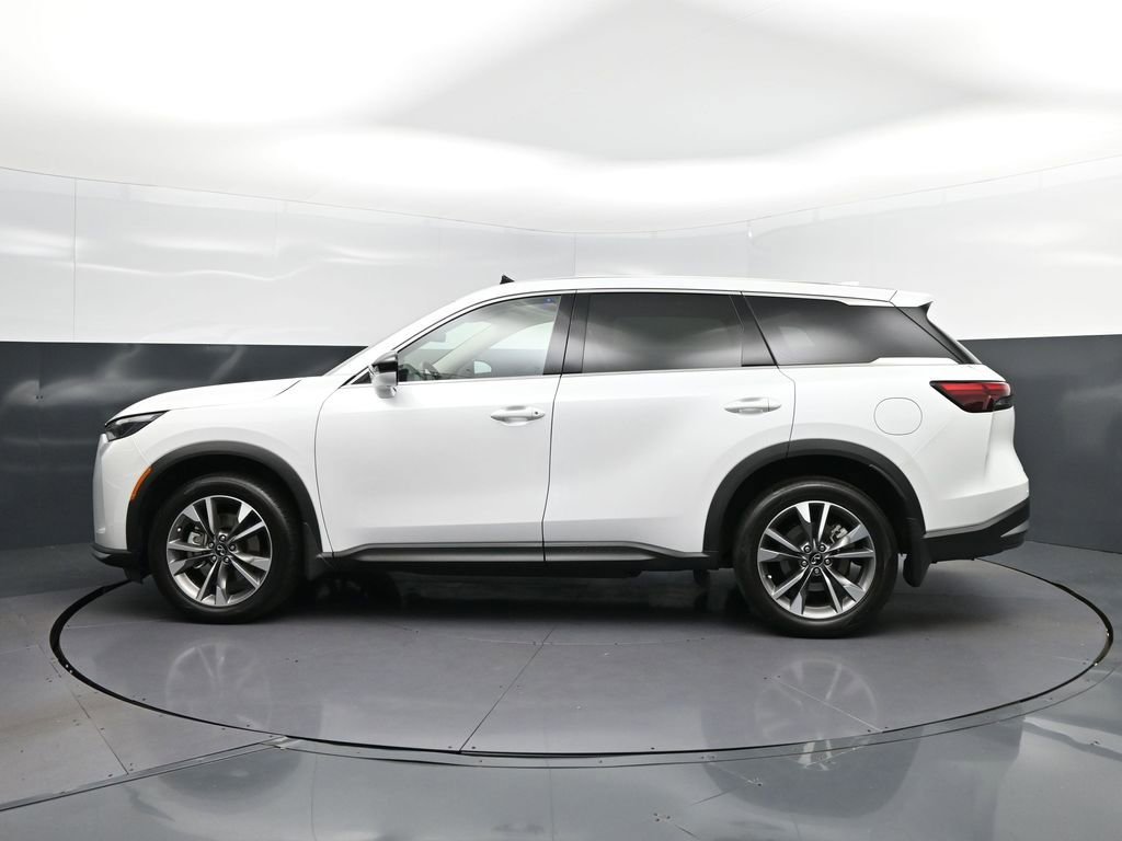 Used 2026 INFINITI QX60 Pure w/ Cargo Package image 4
