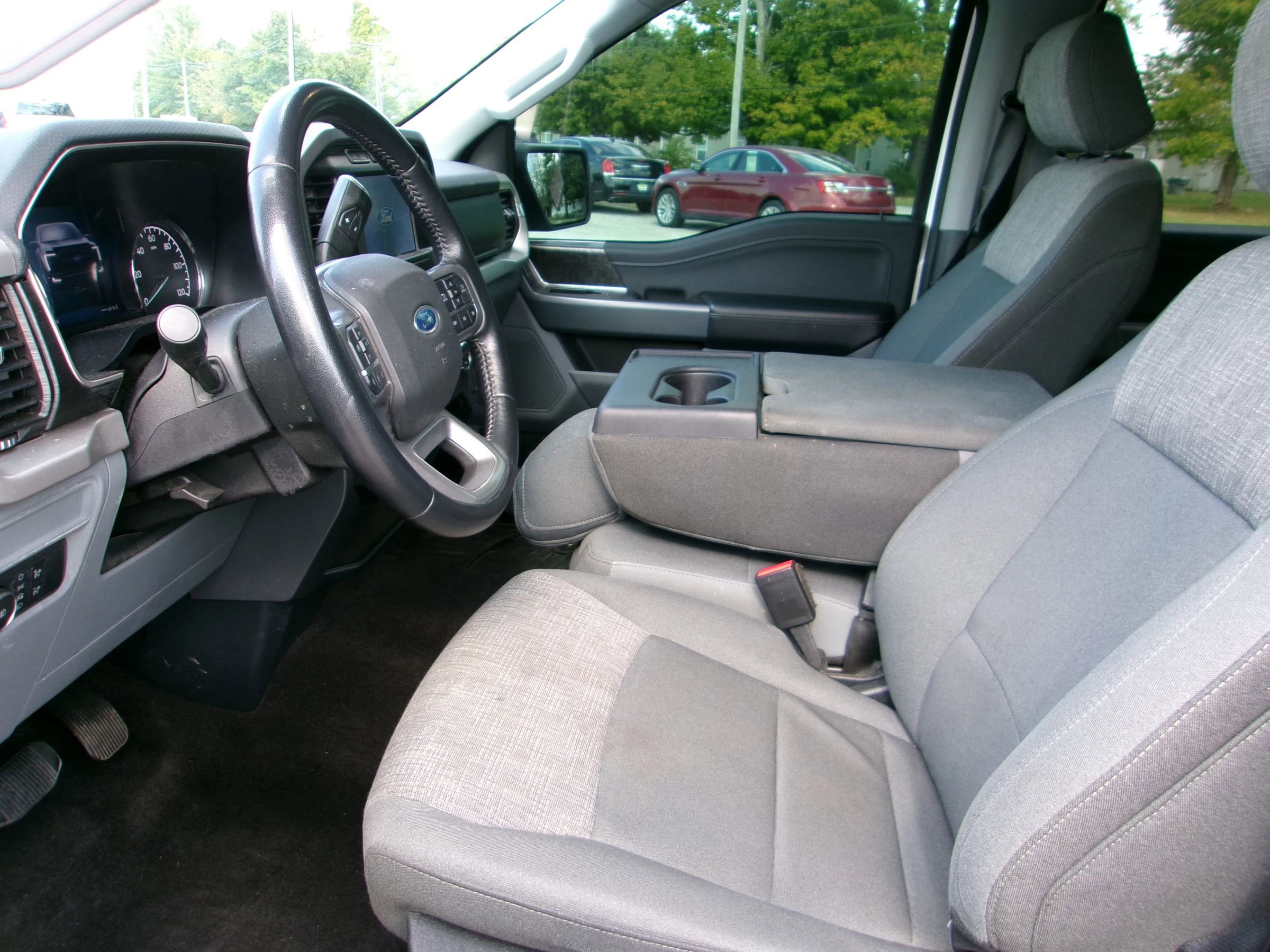Used 2021 Ford F150 XLT w/ Equipment Group 301A Mid image 6