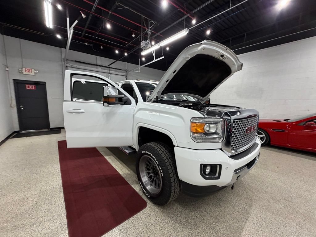 Used 2016 GMC Sierra 3500 Denali w/ Duramax Plus Package AWD/4WD image 53