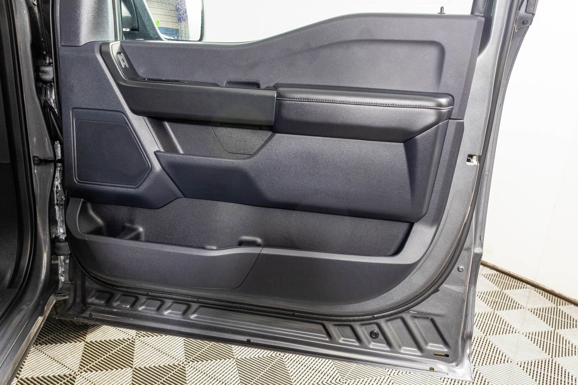 Used 2024 Ford F150 STX image 46