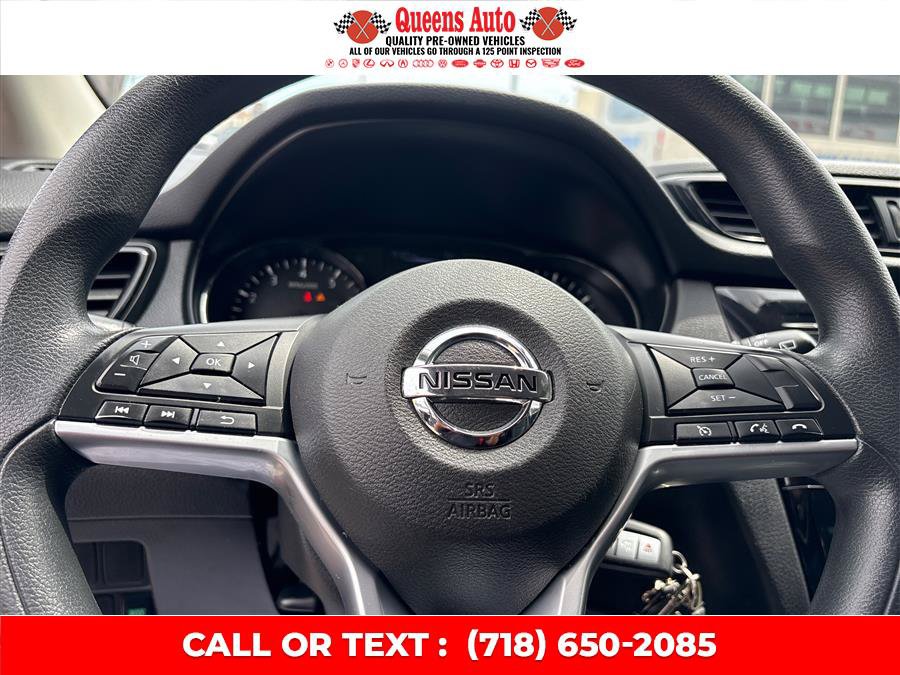 Used 2017 Nissan Rogue Sport S w/ S Appearance Package AWD/4WD image 19