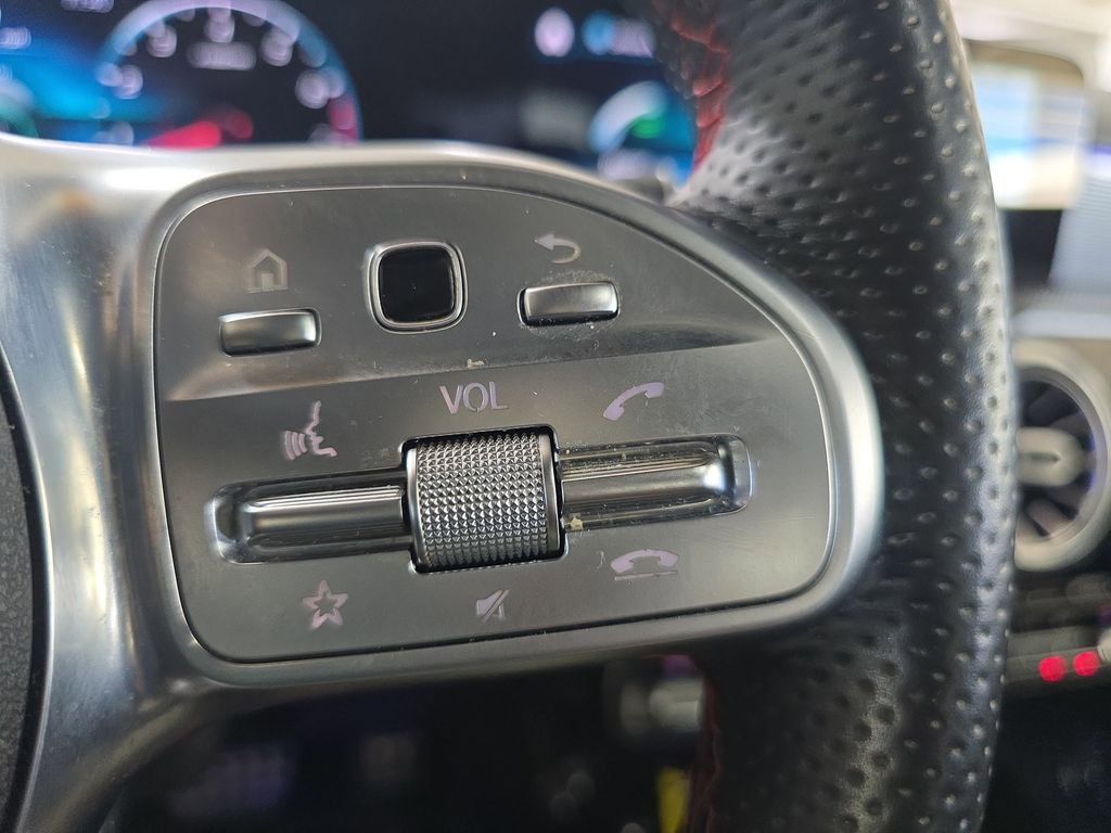 Used 2021 Mercedes-Benz A 220 image 21