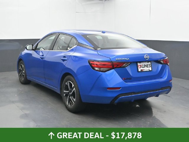 Used 2024 Nissan Sentra SV FWD image 12