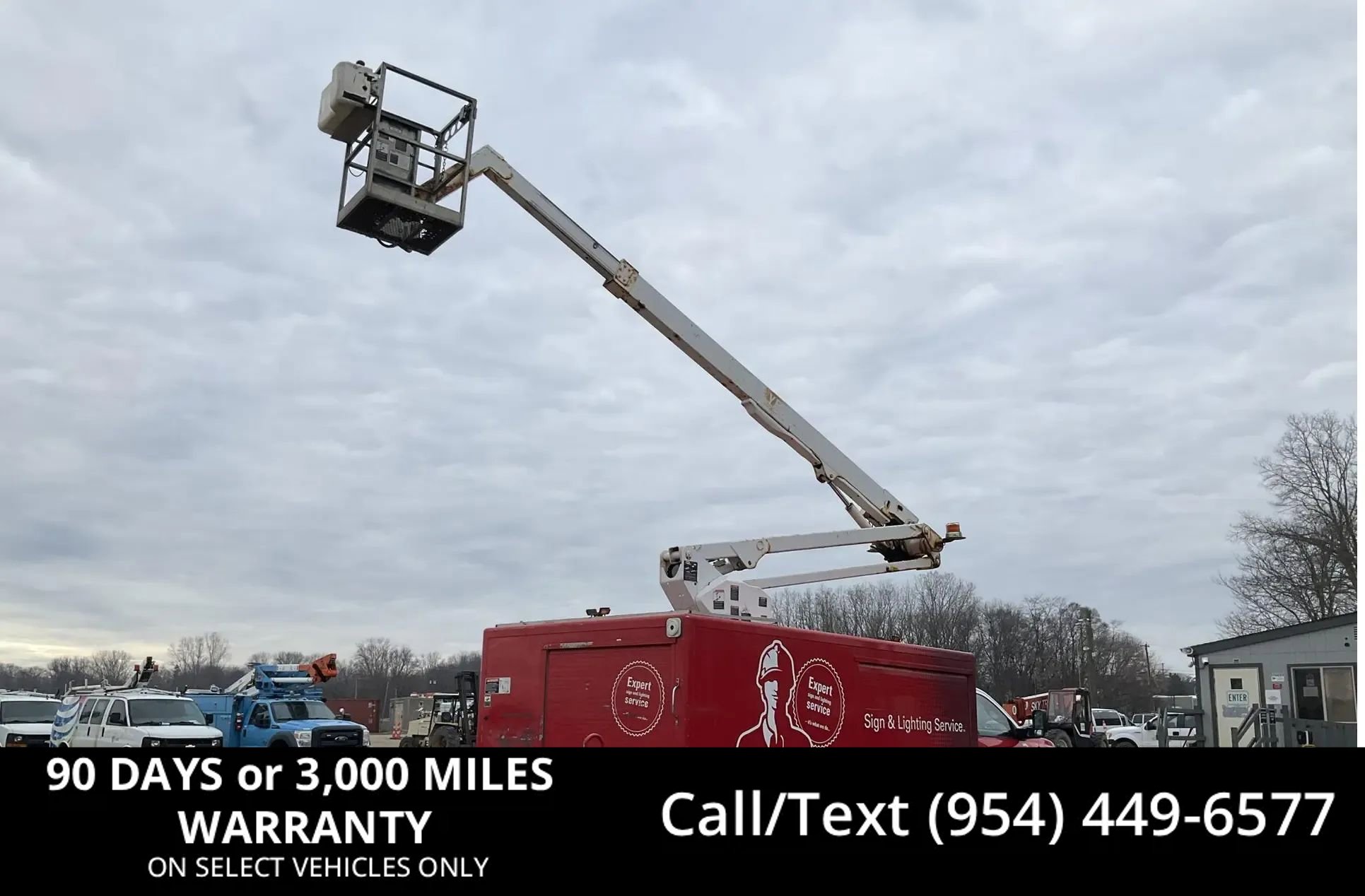 Used 2017 RAM 5500 Tradesman w/ Power & Remote Entry Group RWD image 1