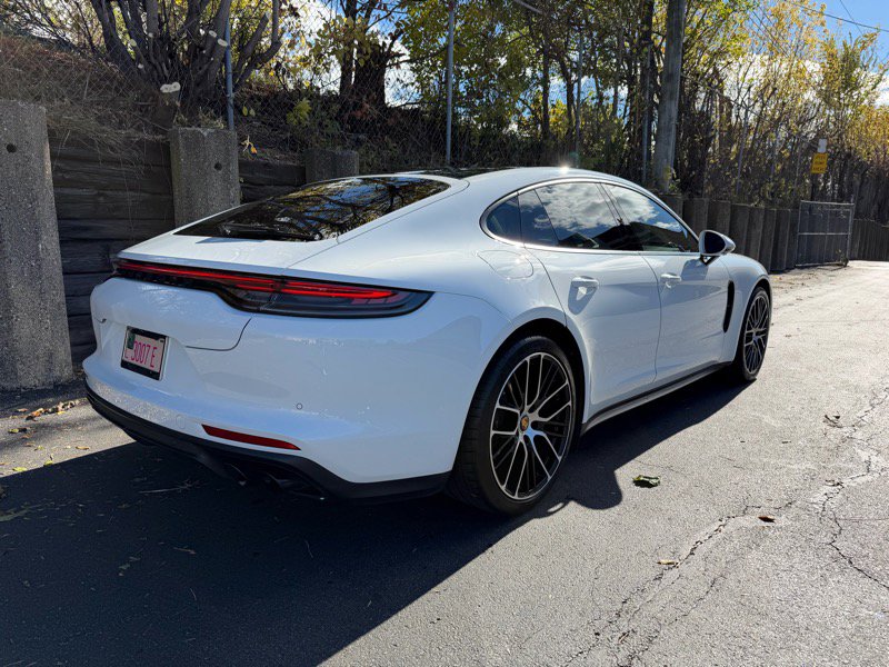 Used 2021 Porsche Panamera 4 w/ Premium Package image 9