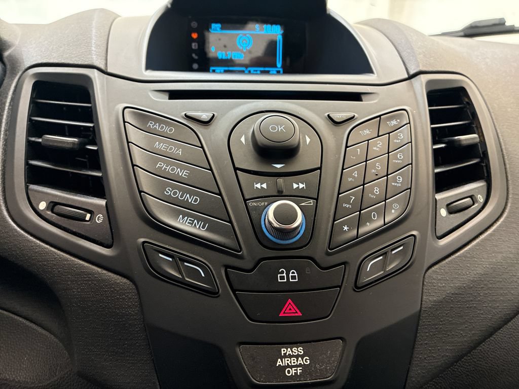 Used 2014 Ford Fiesta SE FWD image 15