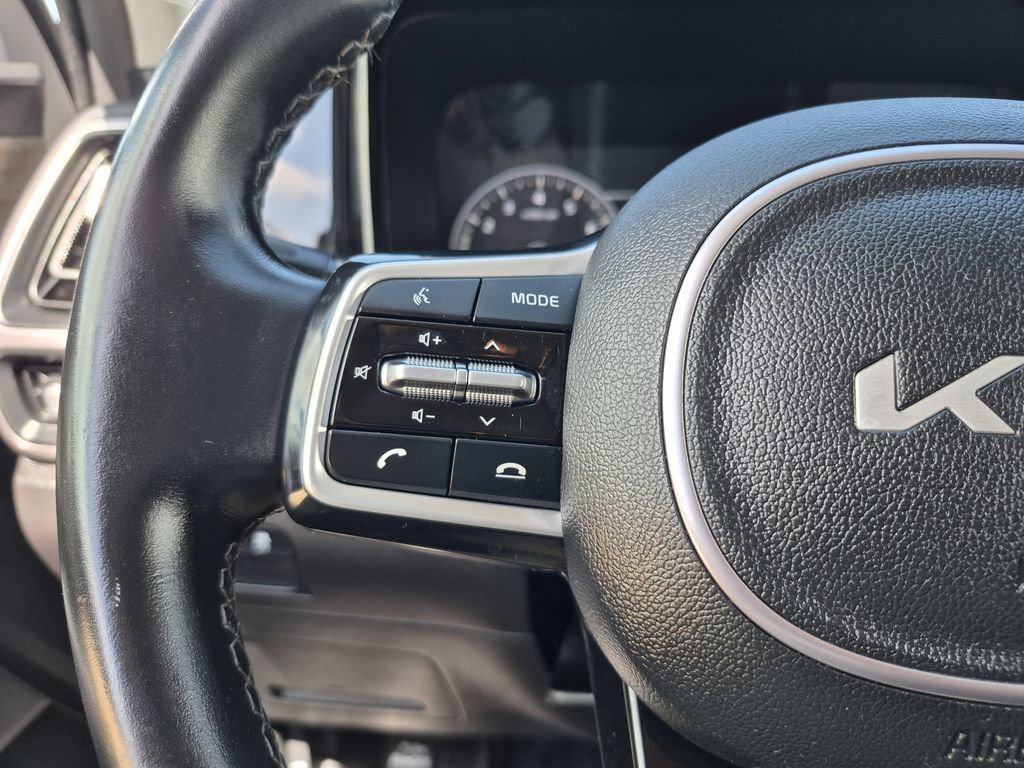 Certified 2023 Kia Sorento S AWD/4WD image 20