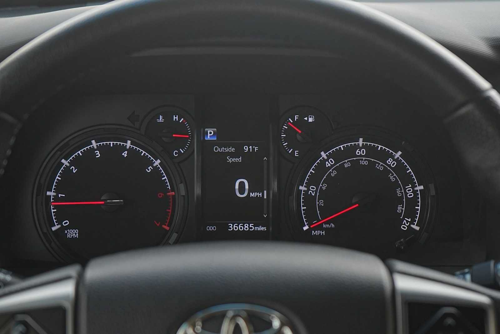 Used 2023 Toyota 4Runner SR5 Premium w/ Moonroof Package RWD image 21