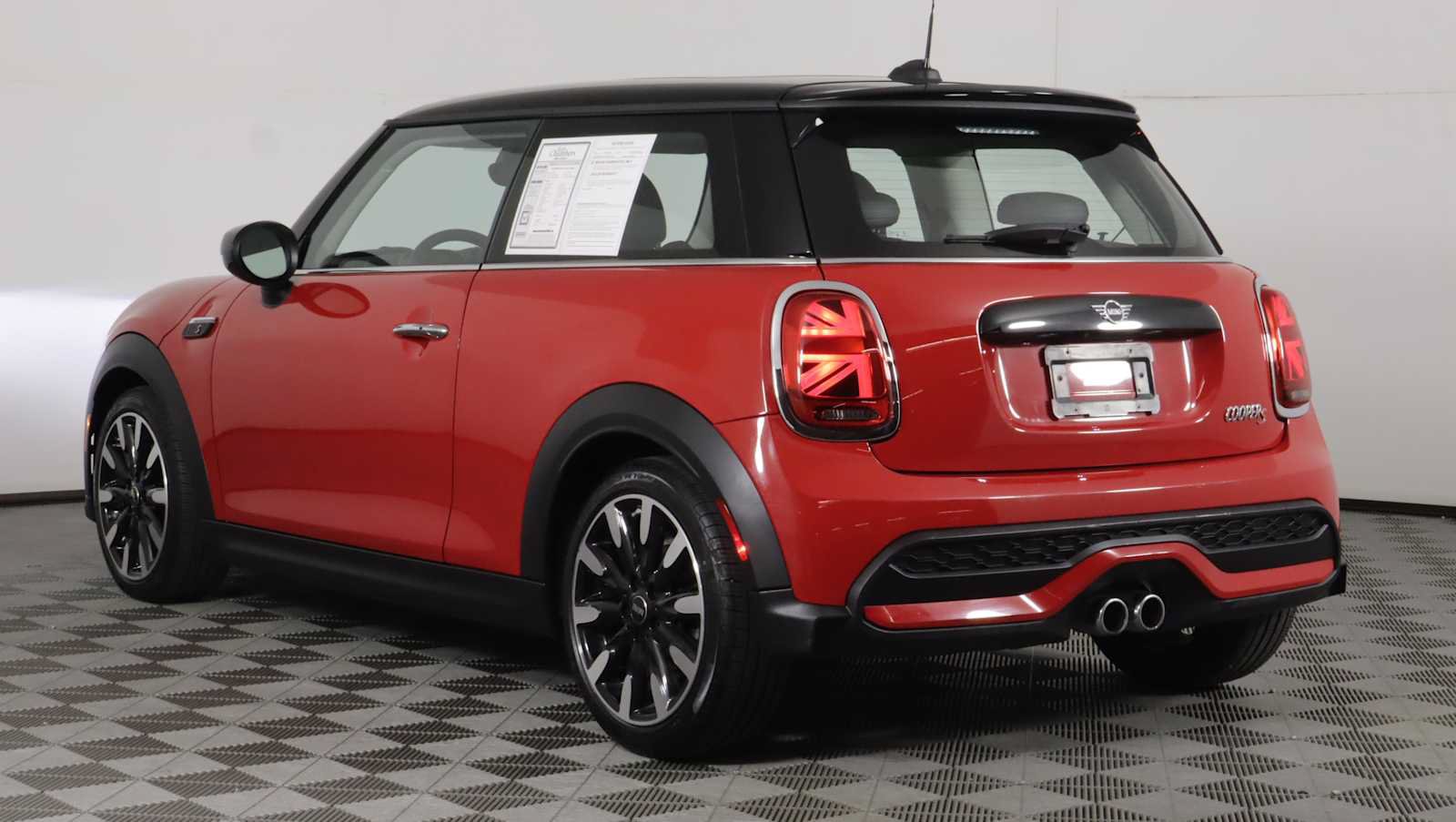 Used 2024 MINI Cooper S FWD image 5