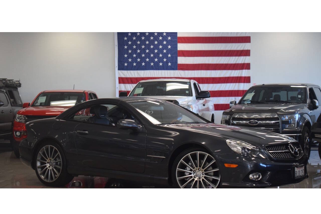Used 2012 Mercedes-Benz SL 550 image 1