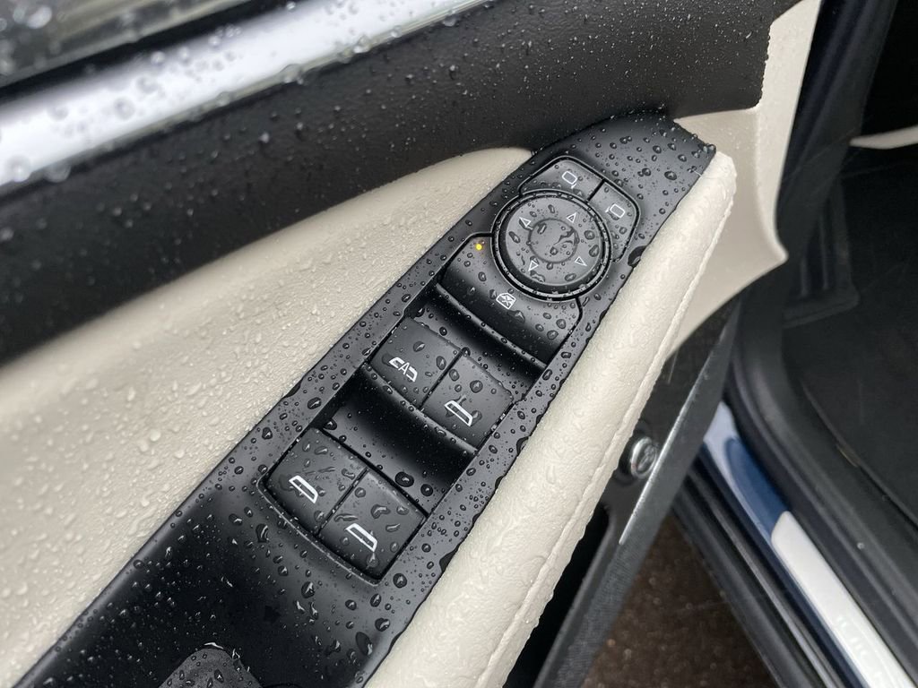 Used 2023 Buick Enclave Essence w/ Experience Buick Package image 25