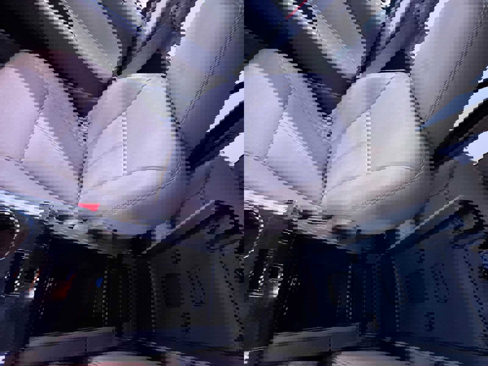 Used 2011 Ford Edge Limited image 28