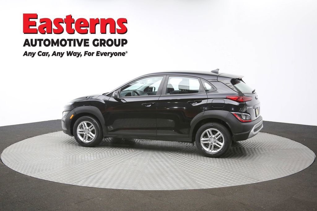 Used 2022 Hyundai Kona SE w/ Winter Weather Package image 60