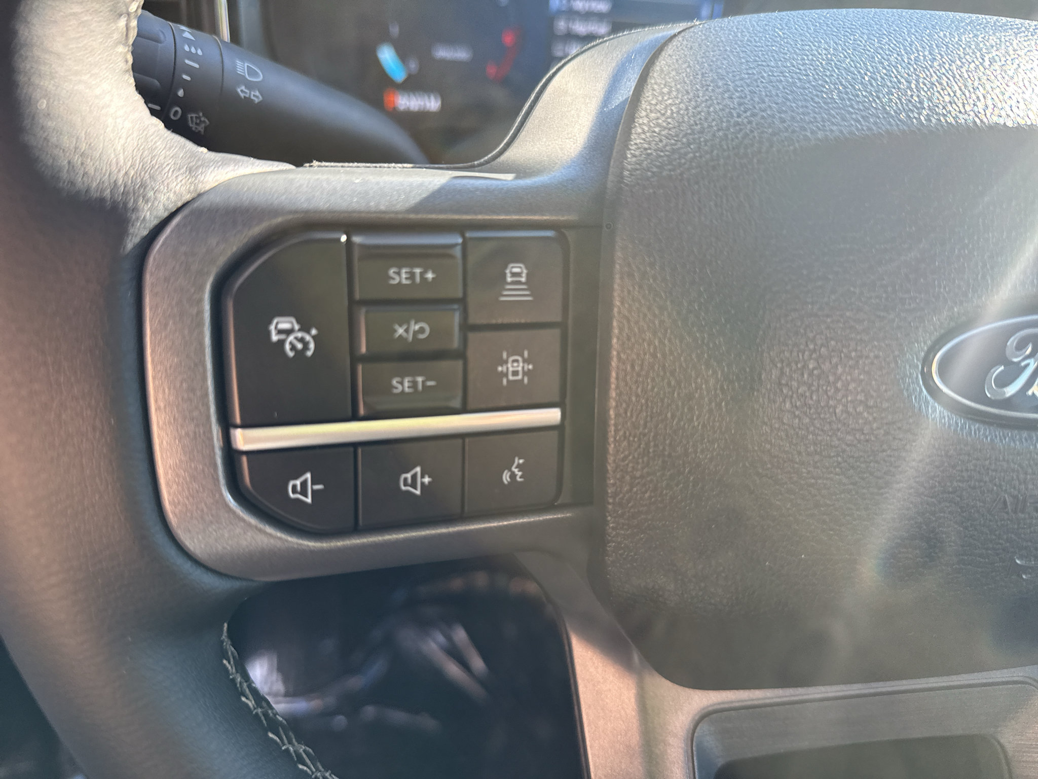 New 2027 Ford F250 Lariat w/ Black Appearance Package AWD/4WD image 18