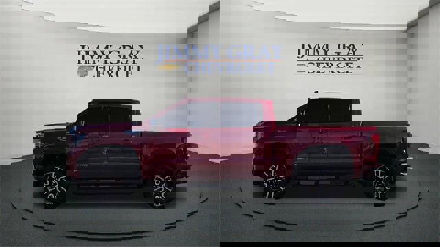 Used 2025 GMC Sierra 1500 AT4 w/ AT4 Premium Package image 6