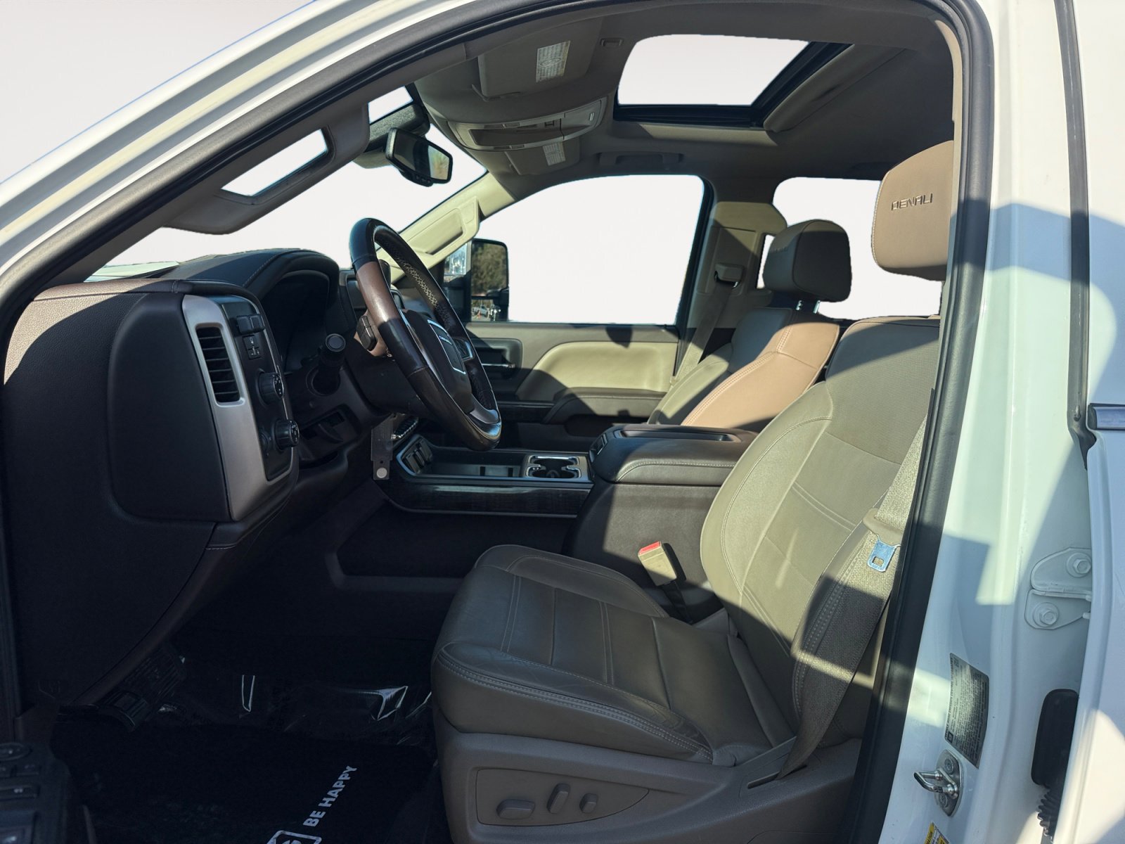 Used 2015 GMC Sierra 3500 Denali w/ Duramax Plus Package image 10