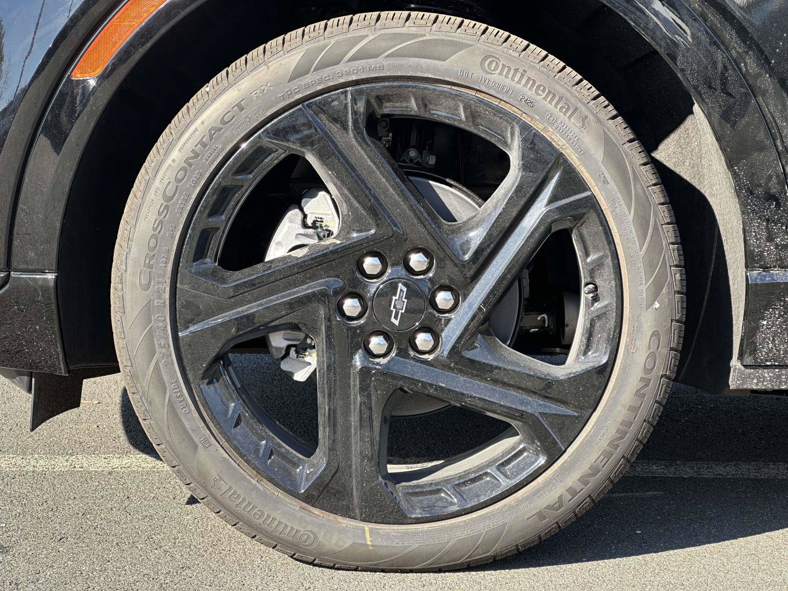 New 2026 Chevrolet Equinox EV RS w/ LPO, Illumination Package FWD image 7