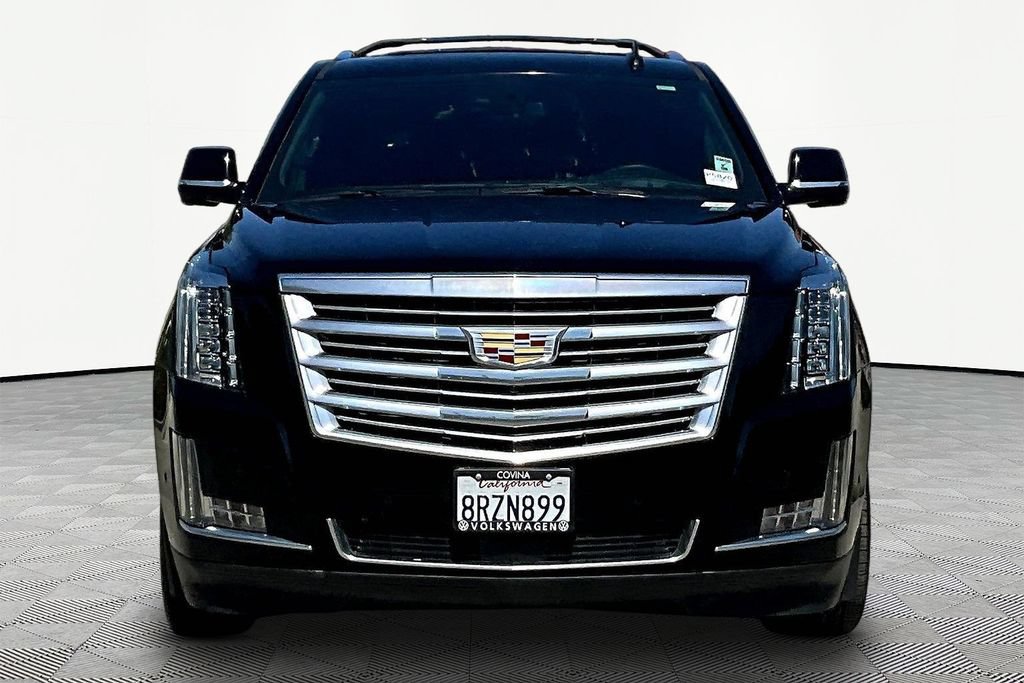 Used 2020 Cadillac Escalade Platinum AWD/4WD image 2