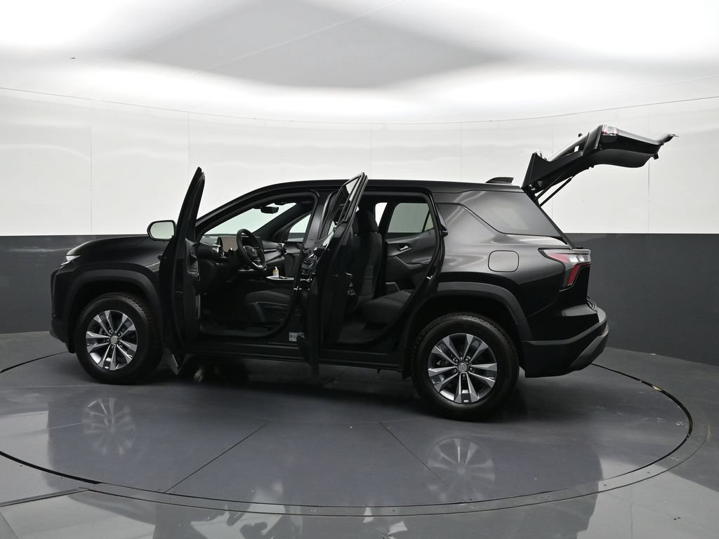 Certified 2026 Chevrolet Equinox LT w/ Safety and Technology Package AWD/4WD image 39