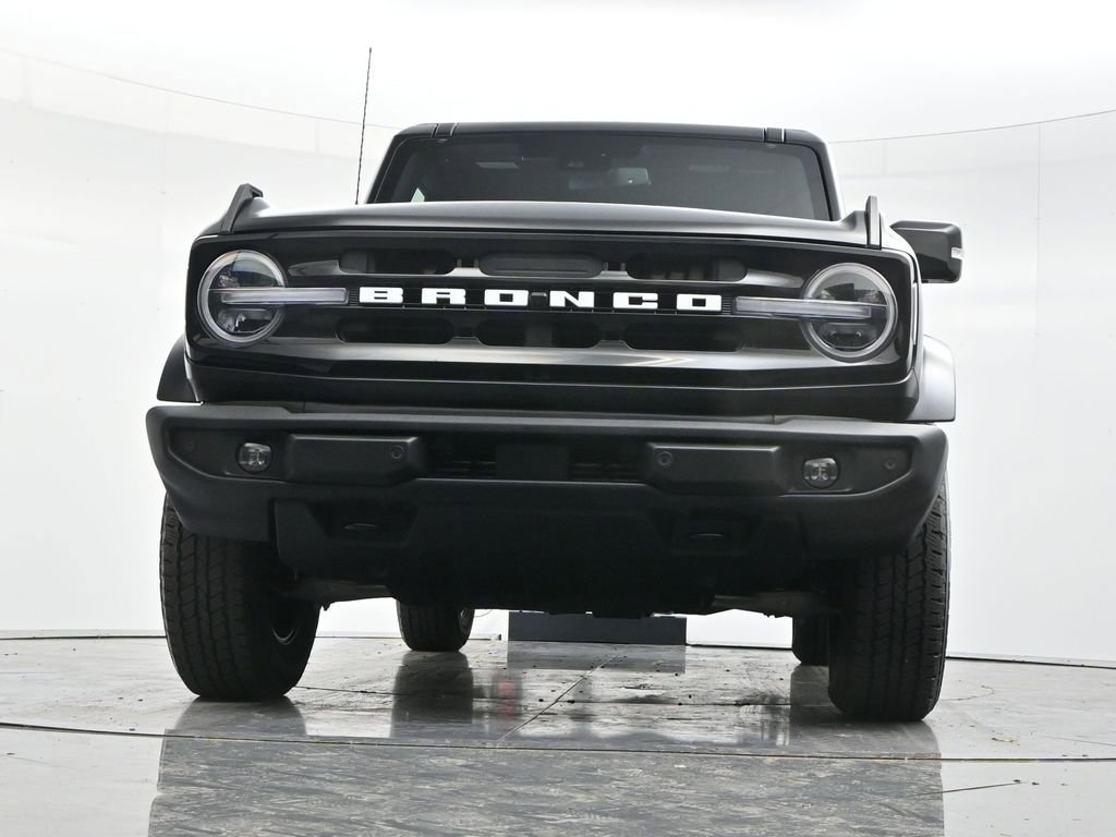 Used 2025 Ford Bronco Outer Banks w/ Matte Film Protection Package AWD/4WD image 47