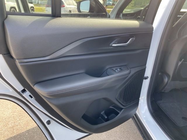 New 2025 Jeep Grand Cherokee Laredo X w/ Luxury Tech Group I image 27