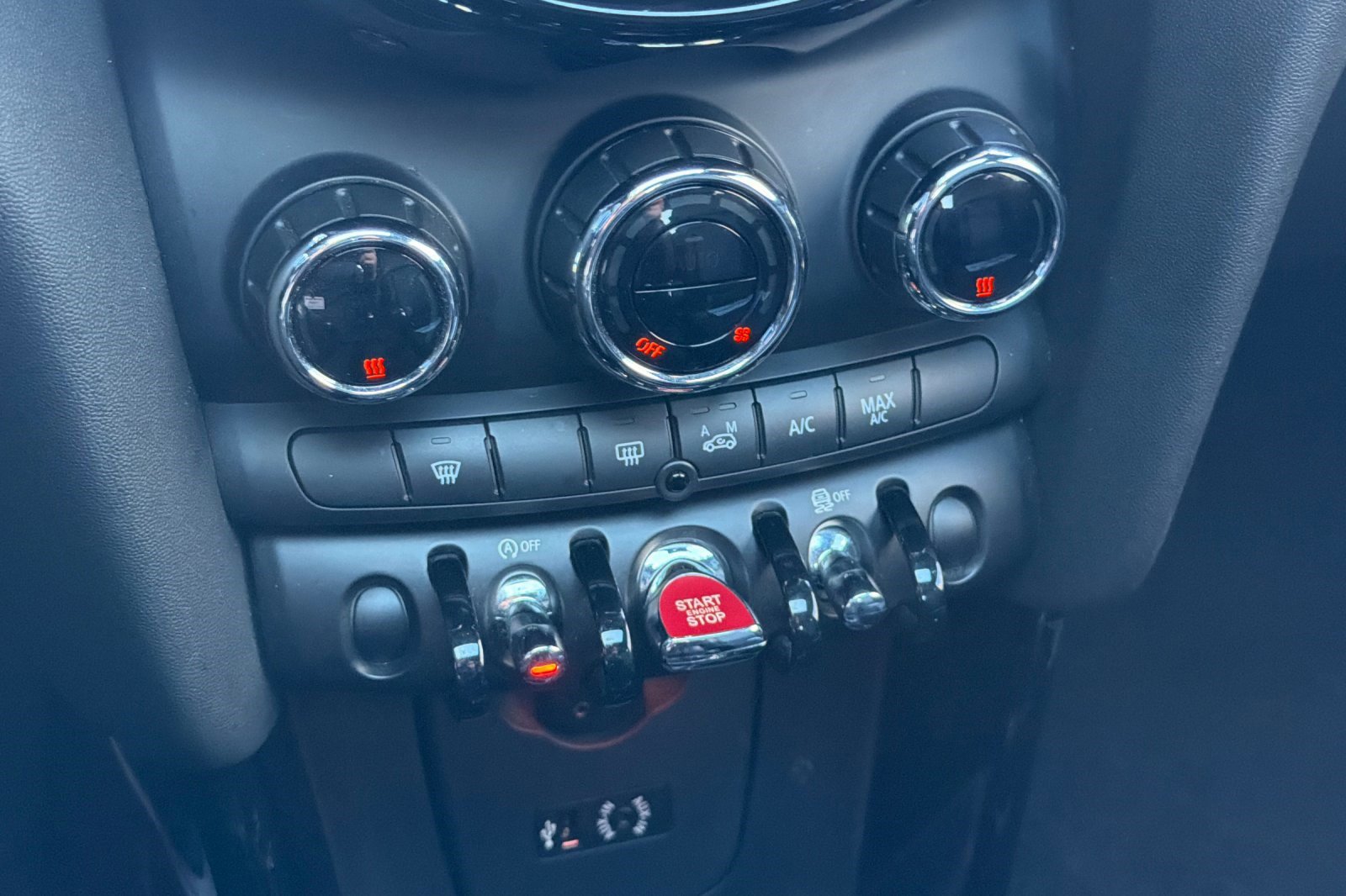 Used 2014 MINI Cooper S image 24