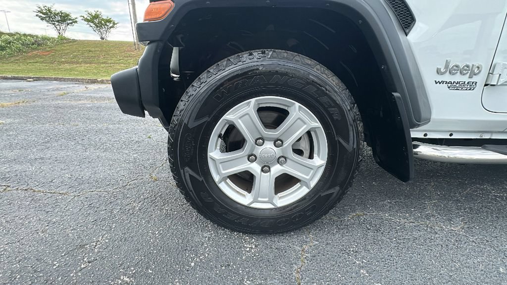 Used 2019 Jeep Wrangler Unlimited Sport S AWD/4WD image 7