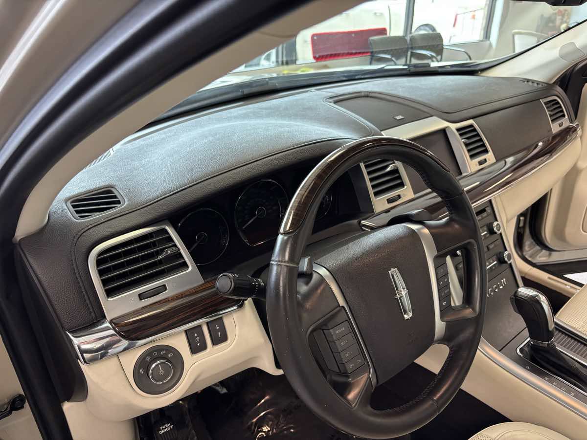 Used 2011 Lincoln MKS w/ 101A Rapid Spec Order Code FWD image 10