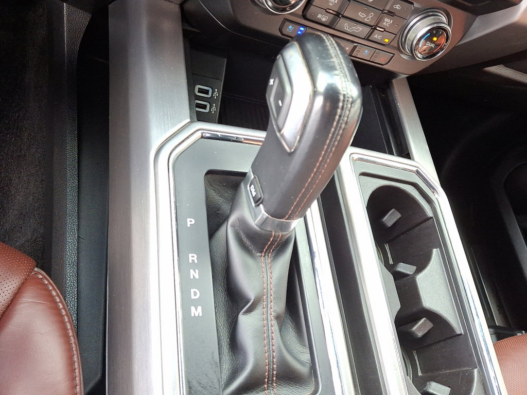 Used 2018 Ford F150 Platinum w/ Equipment Group 701A Luxury image 30