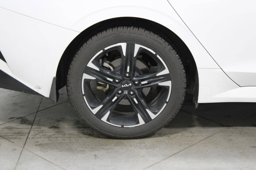 Used 2024 Kia K5 GT-Line w/ GT-Line Premium Package image 12