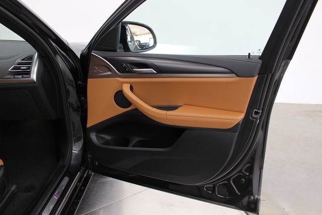 Used 2023 BMW X4 M40i AWD/4WD image 55