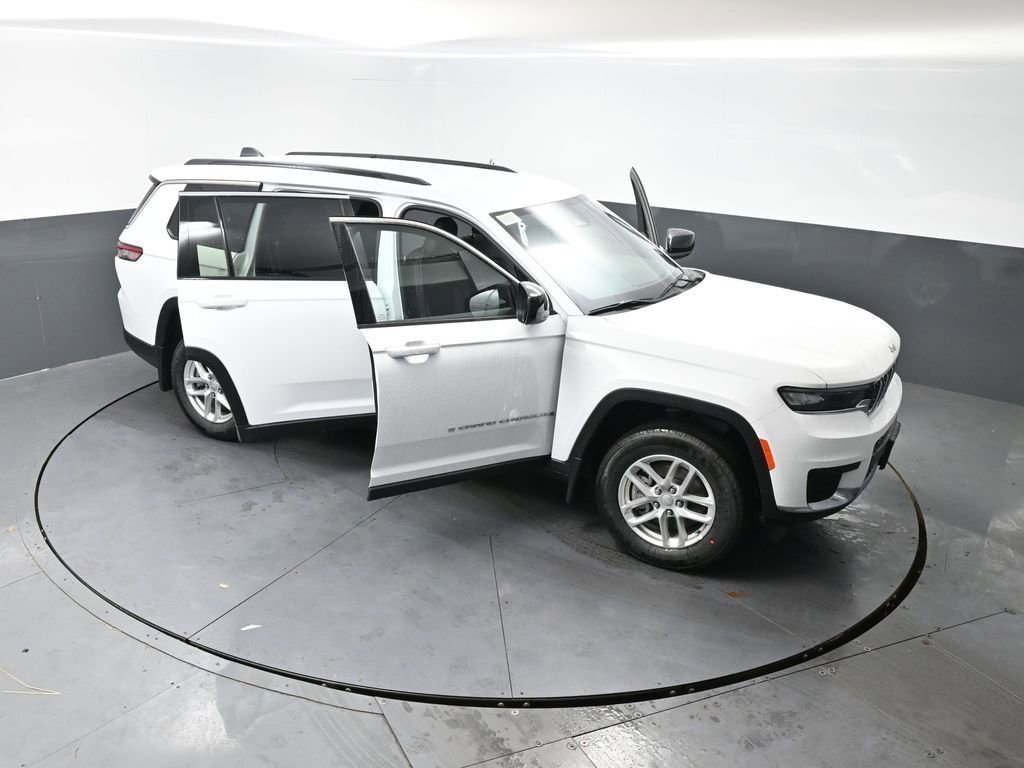 New 2026 Jeep Grand Cherokee L Laredo w/ Trailer Tow Package image 45