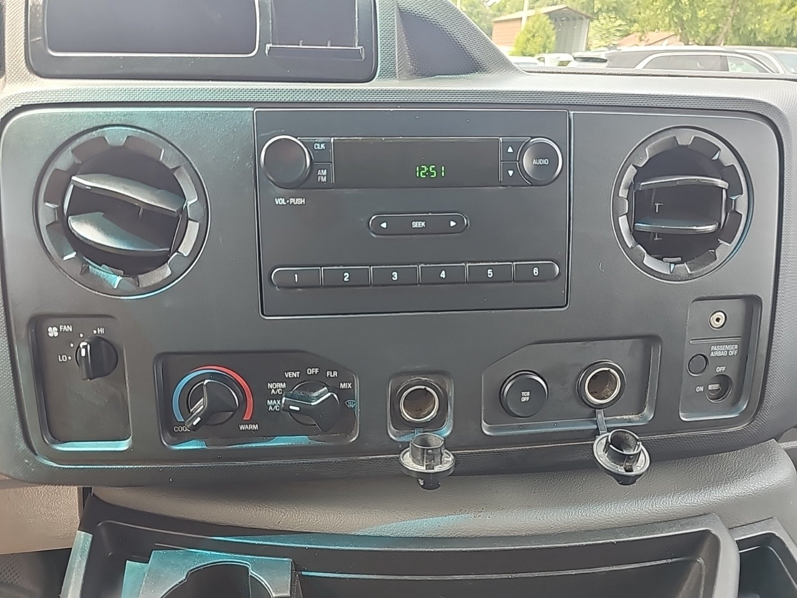 Used 2014 Ford E-250 and Econoline 250 w/ Power Group RWD image 20