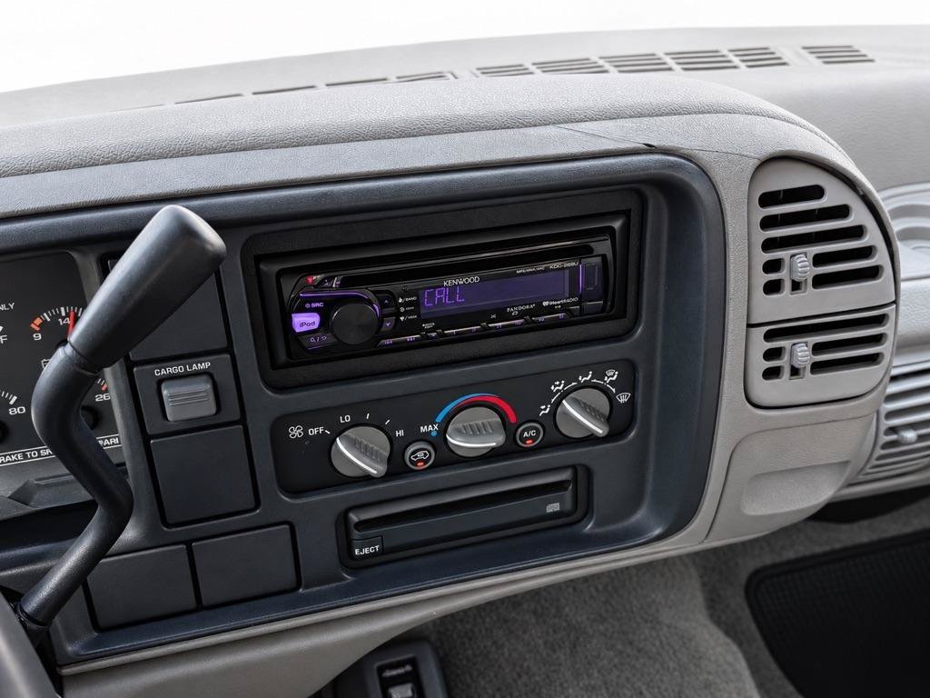 Used 1995 Chevrolet Silverado 1500 4x4 Regular Cab image 22