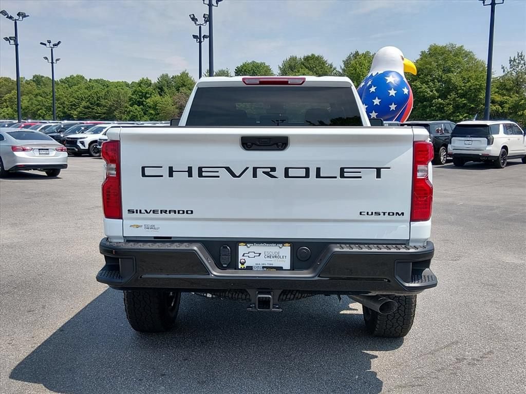 New 2026 Chevrolet Silverado 2500 Custom w/ Custom Convenience Package AWD/4WD image 4